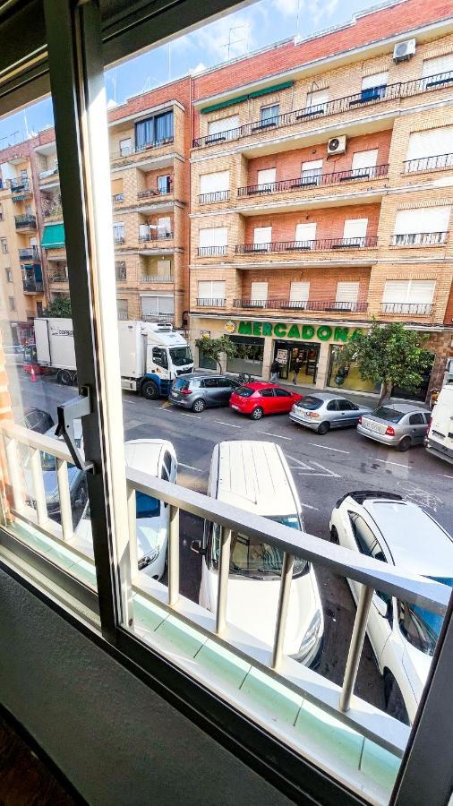 Alojamiento Valencia公寓 外观 照片
